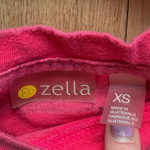 Women’s‎ Zella Long Sleeve Tee Shirt, Pink w/Stripes, Thumbholes, size XS, Comfy - Picture 4 of 5